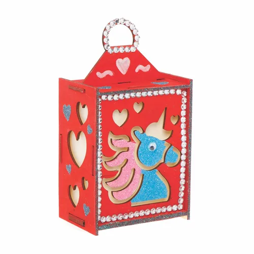 Vista 3 de Baker Ross AX665 - Juego de 3 faroles de unicornio, manualidades de madera para actividades de arte y manualidades infantiles, ideal para fiestas