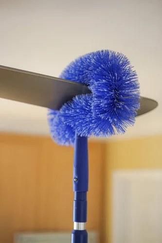 Vista 3 de Ettore 48211 - Cepillo para ventilador de techo con función de bloqueo de clic, color azul (paquete de 6)