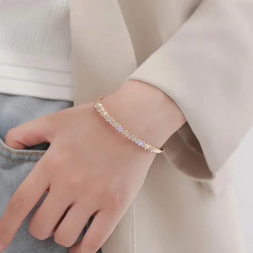 Vista 8 de Cowlyn Brazalete abierto de circonita cúbica pulsera de tenis clásica chapada en oro de 14 quilates joyería para mujeres y niñas no conocido
