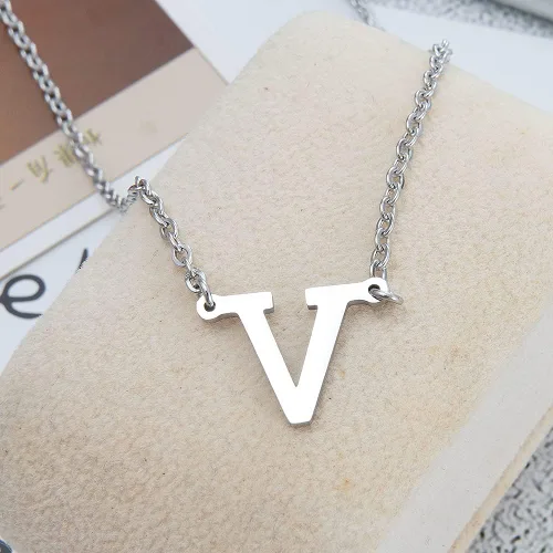 Vista 3 de N1 KPOP Bangtan - Juego de joyas para niños, V JUNGKOOK JIMIN JIN JHOPE SUGA RM, collar de acero de titanio, pulsera, anillo para fanáticos