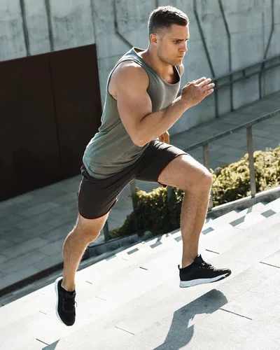 Vista 8 de Paquete de 2 pantalones cortos deportivos de entrenamiento de 5 pulgadas para hombre, pantalones cortos de gimnasio de secado rápido con bolsillos
