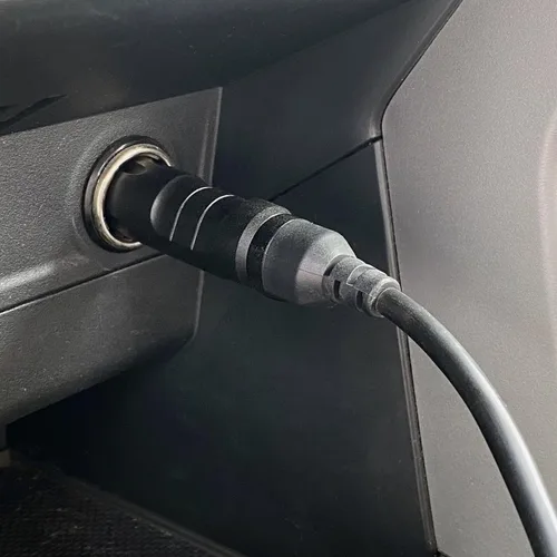 Vista 5 de Conntek RL-13210-10 Cable de extensión de 12 voltios y 10 pies de CC con enchufe fusionado para encendedor de cigarrillos de 10 amperios
