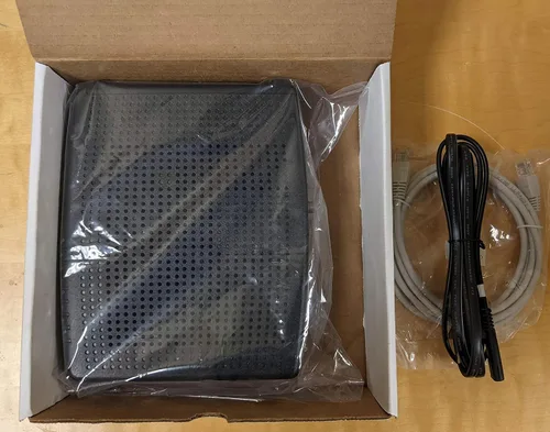 Vista 4 de Arris TM822g DOCSIS 3.0 Telefonía Cable Módem [embalaje a granel]