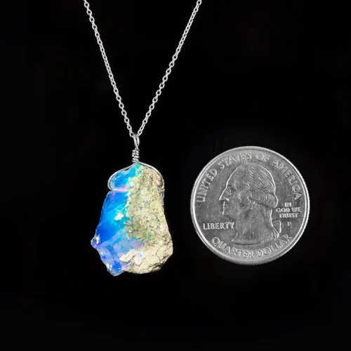 Vista 19 de Collar delicado de plata con piedra áspera de ópalo