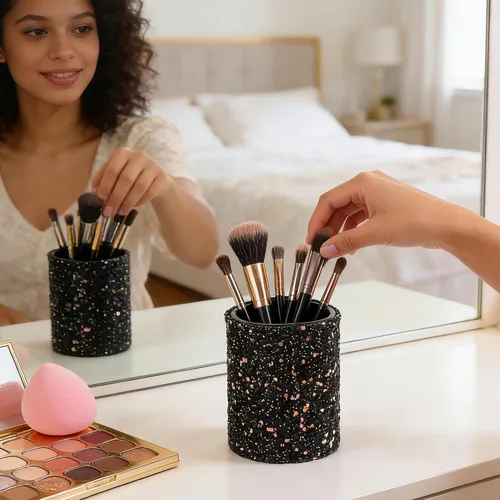 Vista 7 de Soporte para brochas de maquillaje, organizador de maquillaje, taza de encimera, cilindro moteado negro para pinceles y herramientas, ayuda a