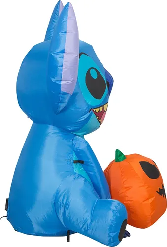 Vista 3 de Gemmy Stitch inflable de Halloween, decoración de patio de Disney iluminada de 3 pies de alto con Jack O'Lantern, decoración al aire libre