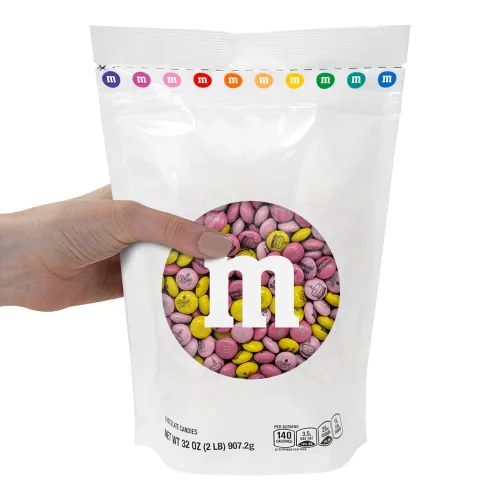 Vista 4 de M&M'S - Dulce de chocolate con leche para cumpleaños de 16 años, 2 libras de dulces a granel, perfectos para regalos de cumpleaños, cupcakes