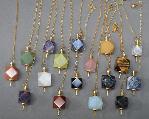 Vista 3 de Jet - Péndulo de cadena de oro hexagonal surtido, único, auténtico, péndulo curativo de chakras, piedra natural, equilibrio de chakras, radiestesia