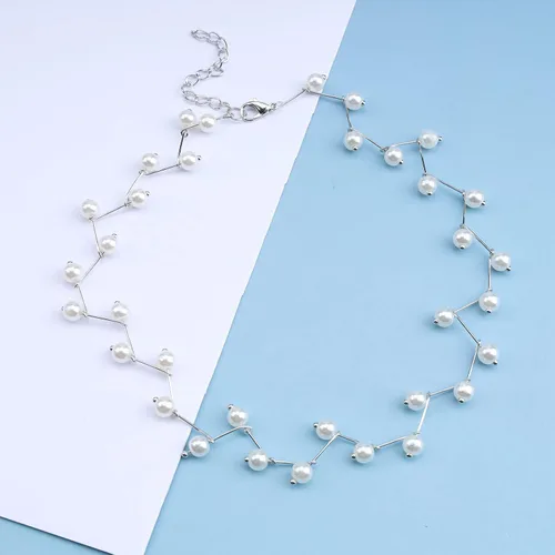 Vista 3 de YienDoo Gargantilla de perlas de novia, cadena de perlas de oro, collar corto, collar de perlas de boda, collar de perlas de graduación, regalo
