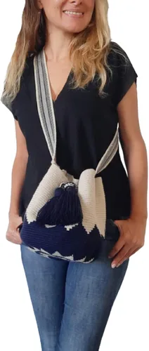 Vista 2 de Wayuu - Mochila para mujer, bolso de ganchillo, bolsas bohemias colombianas, hecha a mano con borlas grandes y bonitas, Azul y beige-mediano, M