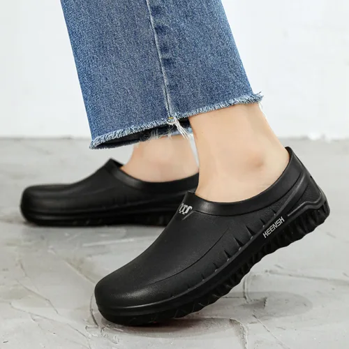 Vista 2 de ihinzry Chef Clogs - Zuecos de trabajo sólidos antideslizantes, impermeables, a prueba de aceite, para personal de restaurante, zapatos de cocina