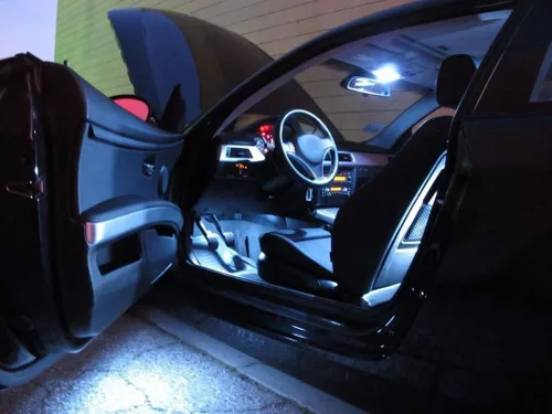 Vista 2 de Kit de paquete interior de luces LED blancas para Cadillac Escalade 2010-2012