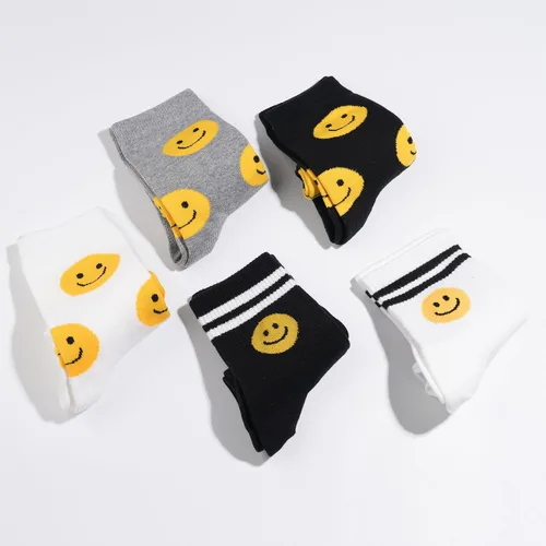Vista 6 de Calcetines lindos para mujer 4-6 pares de calcetines de algodón con diseño de carácter sonriente con estampado de corazón y frutas US 6-8