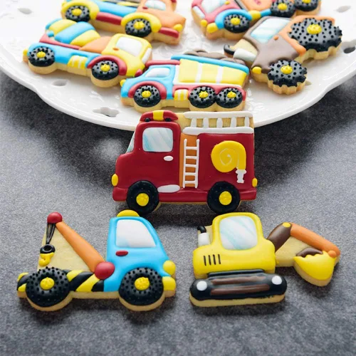 Vista 4 de Cortadores de galletas de transporte/vehículos con plantillas de galletas a juego, juego de 16-8 cortadores de galletas y 8 plantillas, incluye