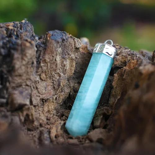 Vista 3 de Collar de Amazonita – Colgante de cristal curativo natural para calma, equilibrio y energía positiva Joyas de piedra cruda para hombres y mujeres