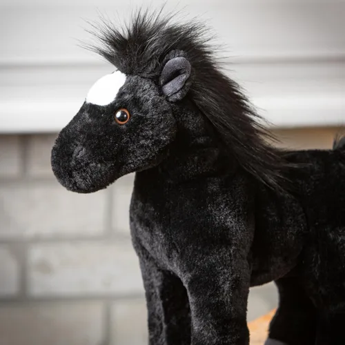 Vista 3 de The Petting Zoo Peluche de caballo negro de pie, regalos para niños, animales salvajes de corral Onez, juguete de peluche de caballo negro, 12
