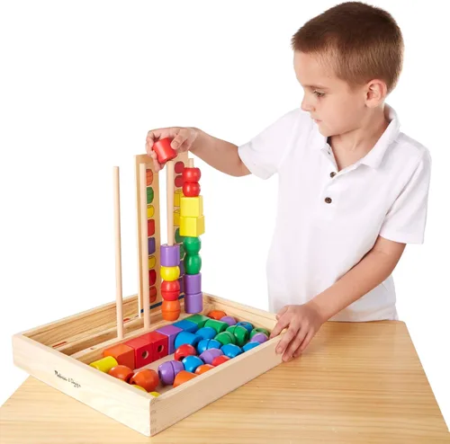 Vista 3 de Conjunto de secuencia de cuentas Melissa & Doug