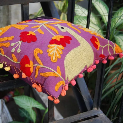Vista 3 de INDACORIFY Almohada Suzani con estampado de animales, funda de almohada bordada de 16 x 16 pulgadas, funda de almohada decorativa, pompón indio