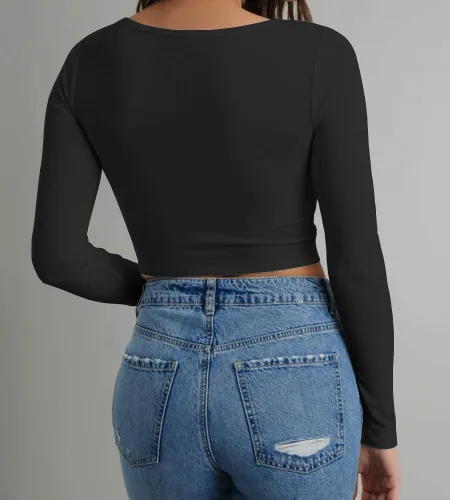 Vista 2 de Artfish Top corto de manga larga con cuello redondo y muesca en V para mujer