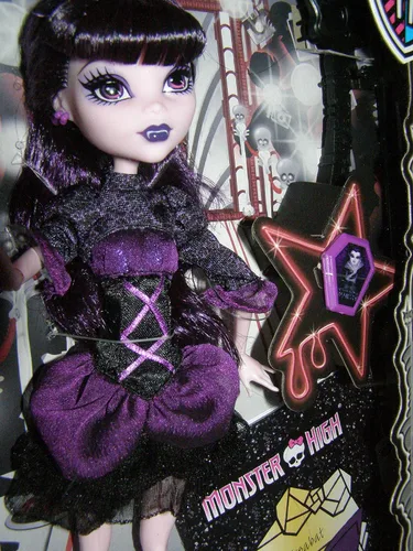 Vista 6 de Mattel Monster High Frights, Camera, Action! Muñeca Elissabat