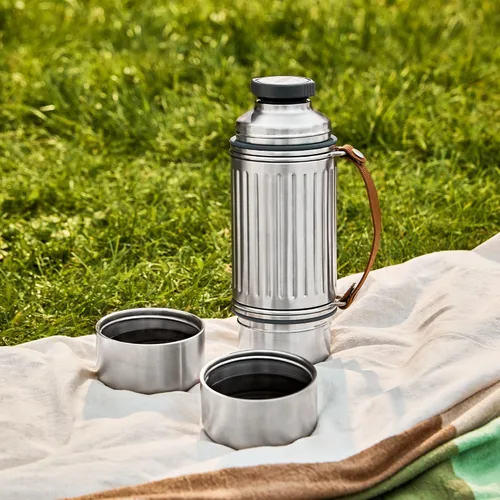 Vista 5 de BLACK + BLUM Explorer Flask Duo Acero inoxidable aislado 2 tazas 1L