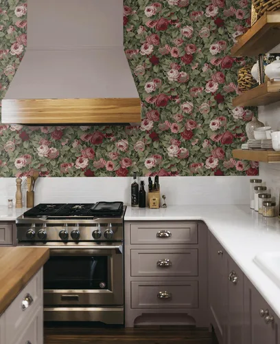 Vista 5 de NextWall Rose Garden Papel Tapiz Floral de Despegar y Pegar (Granate y Albahaca)
