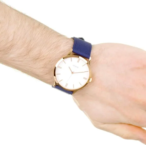 Vista 5 de Guess Reloj de hombre con correa de tela azul con esfera plateada W0795G1, Beige