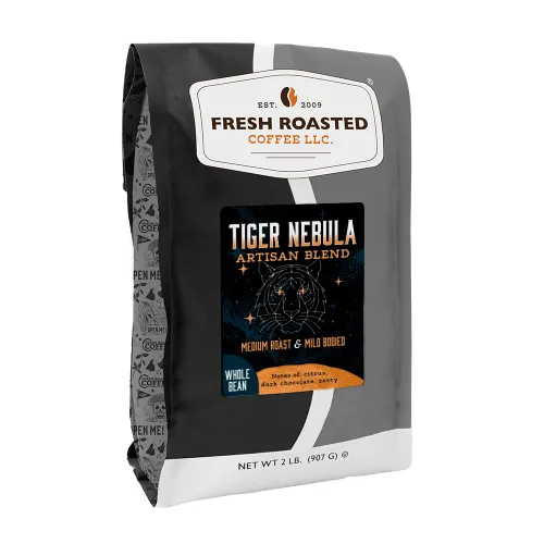 Vista 27 de Fresh Roasted Coffee, Blackbeard's Revenge, 12 onzas, tostado medio, Kosher, grano entero