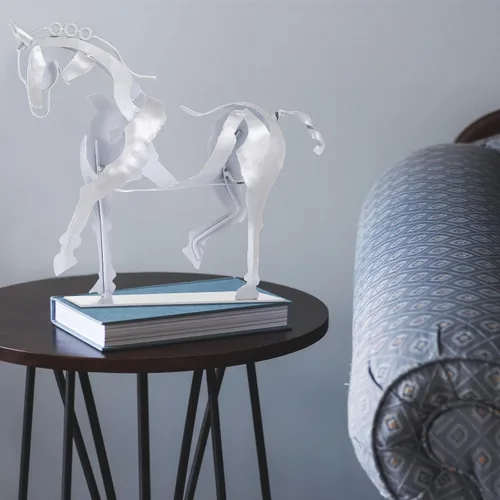 Vista 3 de SunBlogs Art Estatua de caballo hecha a mano, decoración rústica única para oficina y hogar, escultura de metal 100% pintada a mano, regalo perfecto