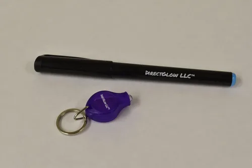 Vista 2 de DirectGlow - Marcador de tinta UV invisible con llavero LED ultravioleta