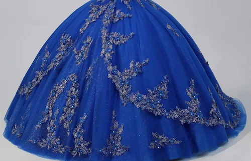 Vista 6 de Vestidos largos de quinceañera para mujer, corsé sin tirantes con apliques florales, vestido de tul con cuentas, Metálico