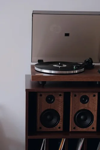 Vista 7 de Arkrocket Cassini - Tocadiscos con estante de audio, tocadiscos Bluetooth de alta fidelidad con 2 altavoces para estantería, tocadiscos de vinilo