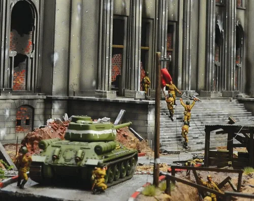 Vista 19 de Italeri 6195S Juego de batalla 1:72 1945 Fall of the Reichs, edificio, fabricación de modelos de soporte, manualidades, pasatiempos, pegado, kit