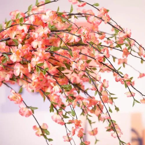 Vista 5 de [Usado] Ammyoo 4 piezas de flores artificiales de cerezo para decoración de primavera en interiores, ramas de melocotón de tallo largo sintético