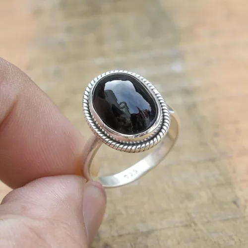 Vista 5 de 925 Sterling Silver Ring For Women, Natural Black Onyx Ring, Silver Statement Ring, Bezel Set Oval Black Gemstone Hypoallergenic Handmade Ring