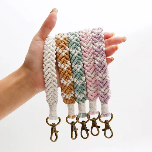 Vista 7 de Llavero de macramé bohemio hecho a mano con llavero para mujeres y niñas