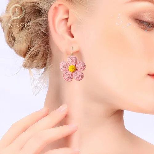 Vista 6 de Locrccl Aretes colgantes de ratán envueltos en paja de rafia para mujer, aretes de ratán para vacaciones de verano, esenciales para playa, aretes