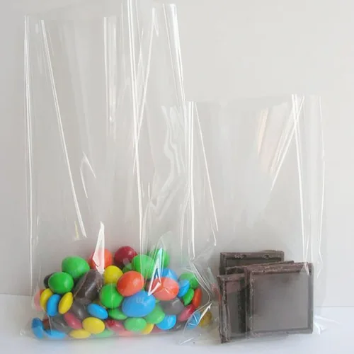 Vista 4 de Zcintert Bolsas Transparentes de Celofán para Golosinas 100 Piezas - 11.8" x 15.8" (2mils), Bolsas de Regalo de Plástico para Dulces, Recuerdos