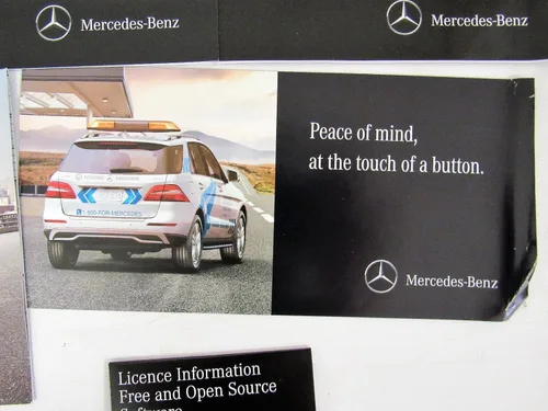Vista 9 de 2016 Mercedes-Benz C-Class Owners Manual Guide Book Tapa blanda – 1 Junio 2017