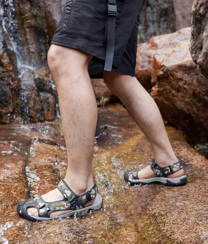 Vista 2 de CAMEL CROWN Sandalias de senderismo impermeables para hombre, sandalias de agua con punta cerrada, sandalias deportivas para verano, al aire libre