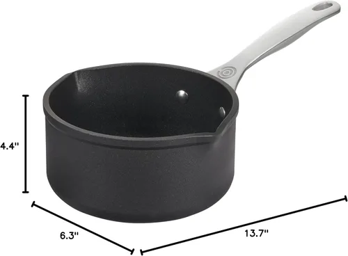 Vista 8 de Le Creuset Cacerola antiadherente endurecida Pro Open con boquillas de doble vertido, 1.7 cuartos de galón.