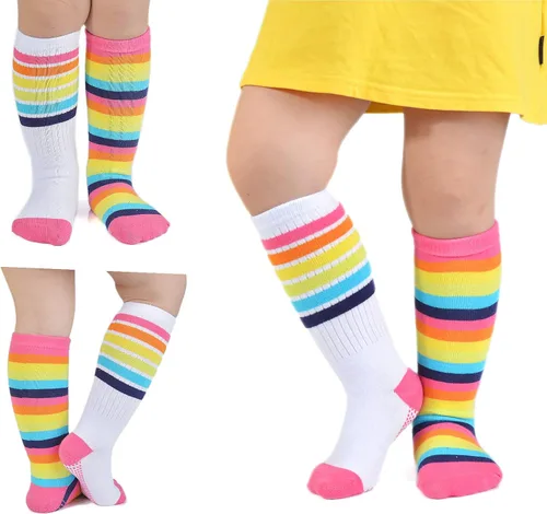 Vista 7 de EPEIUS Calcetines altos a la rodilla con rayas arco iris para bebé, medias de tubo antideslizantes, calcetines de fútbol para niños pequeños y niños