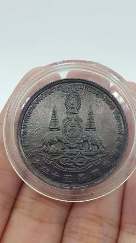 Vista 4 de Amuleto tailandés Moneda conmemorativa Rey Rama 9 Rey Bhumibol"Ocho Inmortales" celebrando 50 años en el reinado Amuletos tailandeses