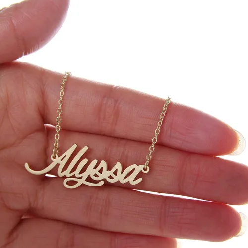 Vista 2 de HUAN XUN - Collar con nombre personalizado en plata dorada