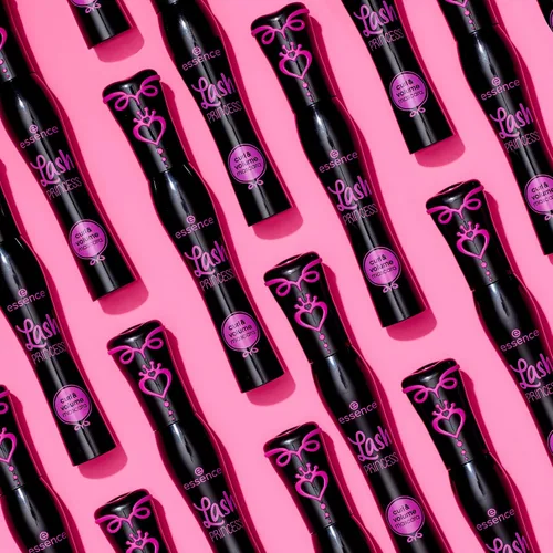 Vista 7 de essence Lash Princess Curl & Volume Mascara Vegano y libre de crueldad