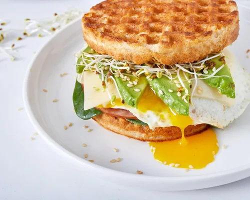 Vista 5 de Birch Benders Mezcla para panqueques y waffles con suero de leche, bolsa de 16 onzas
