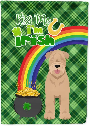 Vista 51 de Caroline's Treasures WDK4731GF - Bandera decorativa para jardín del día de San Patricio, color negro y tostado, Airedale Terrier, para jardín