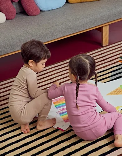 Vista 5 de moimoln Pijama de algodón suave y liso de manga larga para bebés y niños, 6 meses a 5 años
