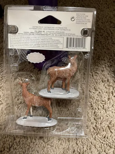 Vista 2 de Lemax Village Colección Deer Family # 02929