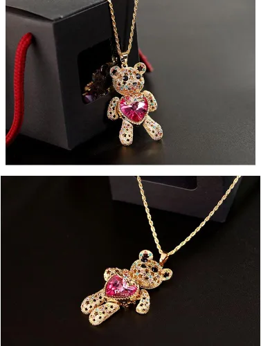 Vista 3 de AOCHEE Collar de oso de peluche, colgante de cristal con corazón de amor, joyería para novia y princesa